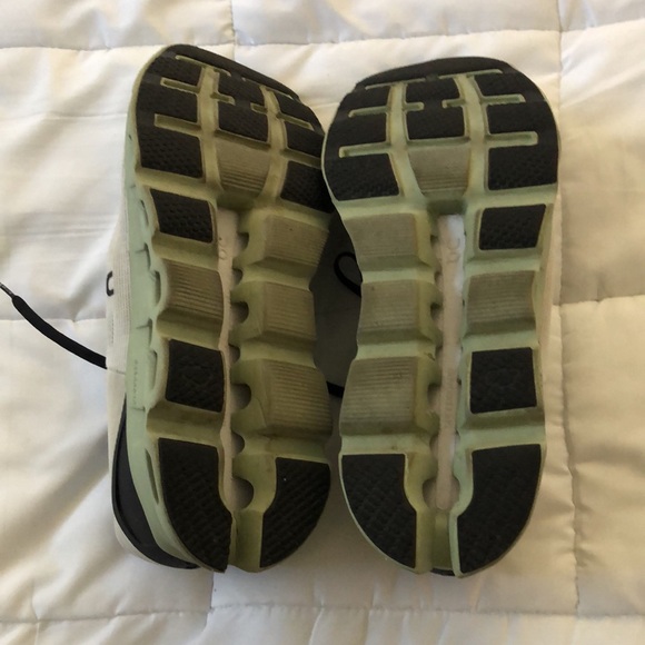 On Cloudstratus - Picture 4 of 6